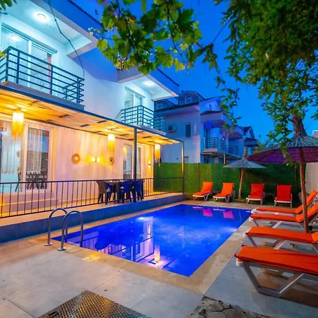 Sureyya By Kalipso Hotel *