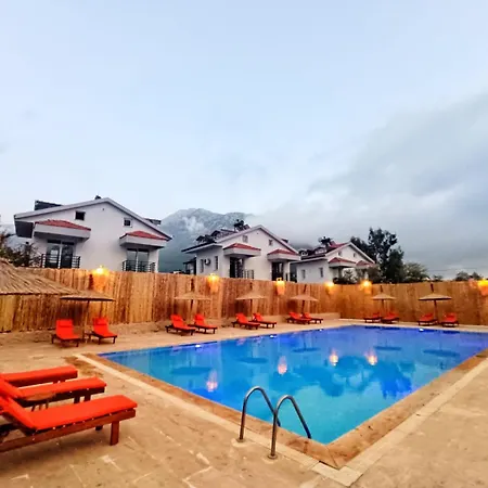 Sureyya By Kalipso Hotel *