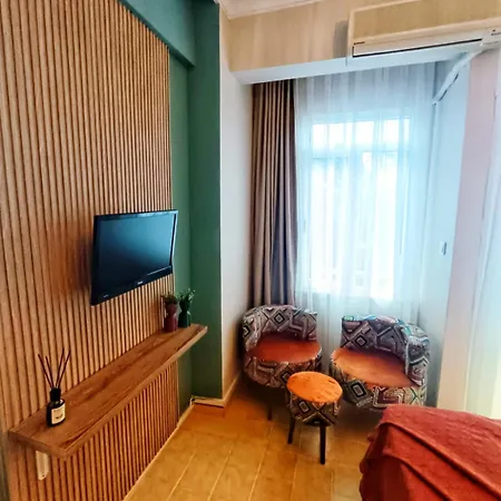 Sureyya By Kalipso 올루데니스