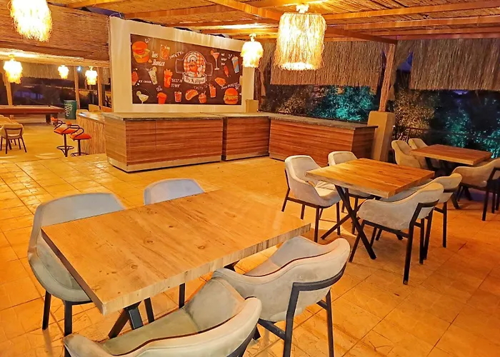 Sureyya By Kalipso Hotel *